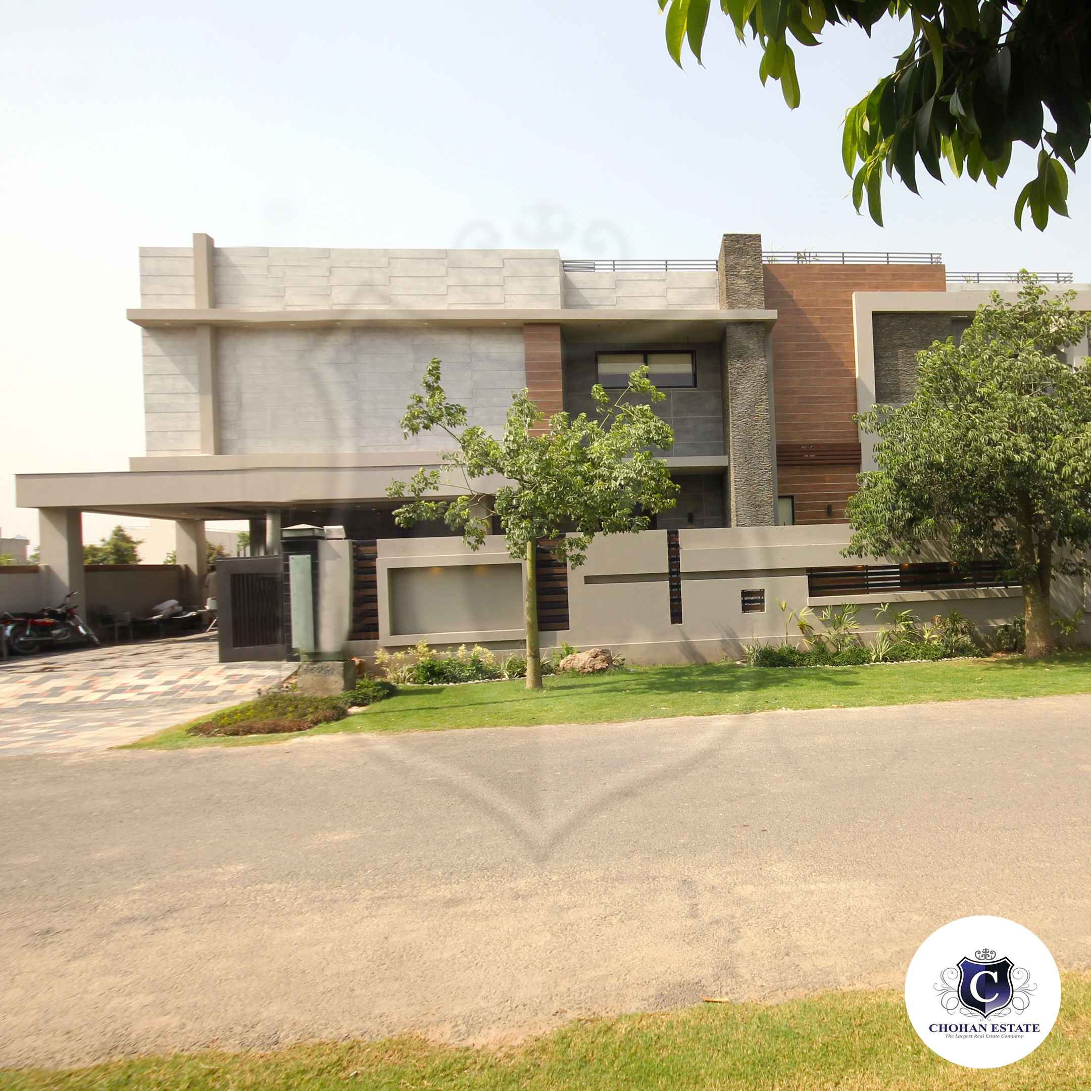2 Kanal Superb Straight Line Bungalow DHA Lahore