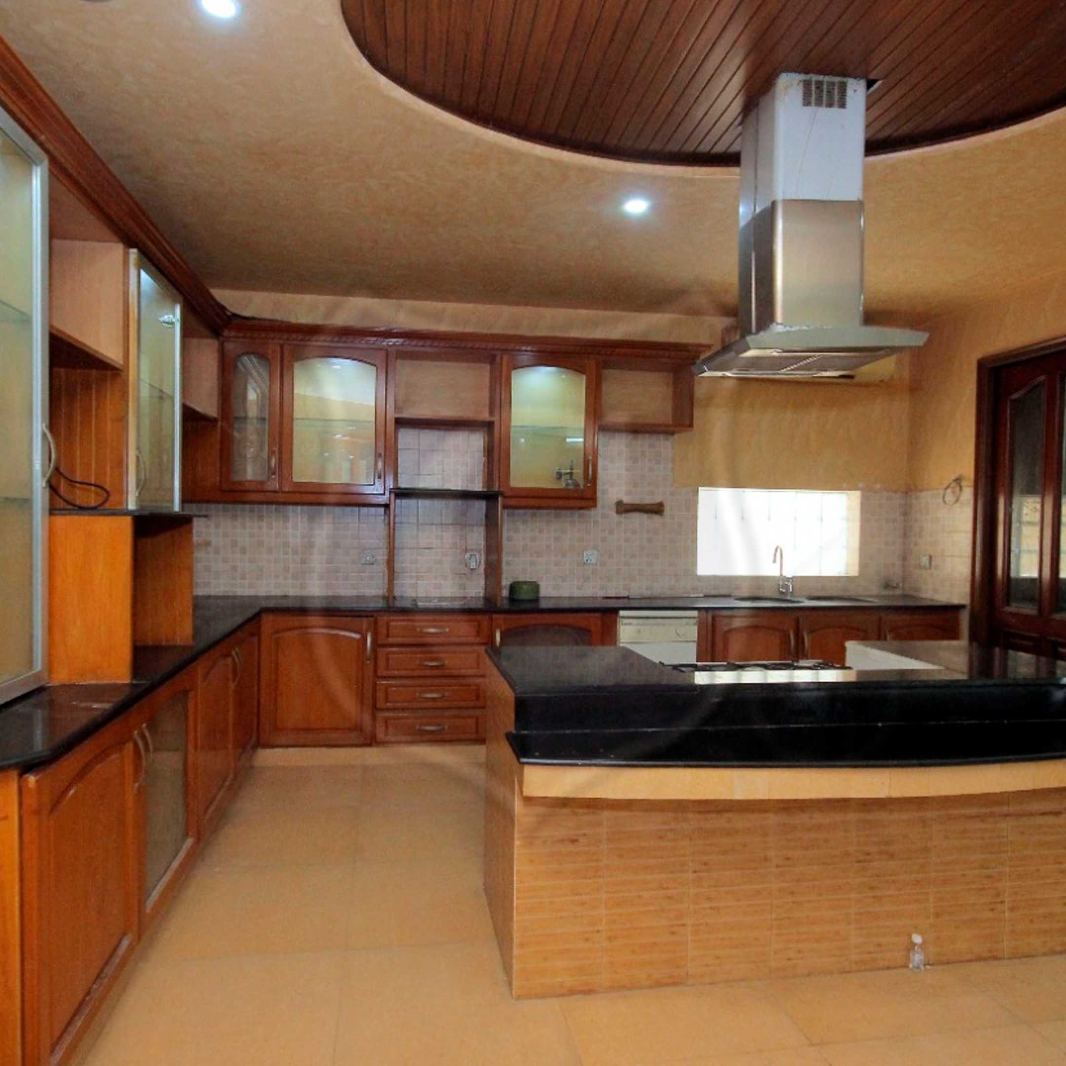 2 Kanal House For Rent in Phase 2